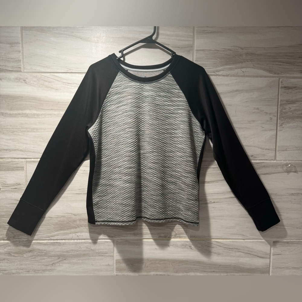 Athleta Snowscape Quilted Pullover Sweatshirt In Black And Gray Size Large